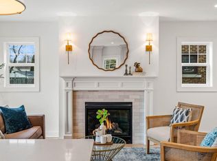 5855 N Shoreland Ave, Whitefish Bay, WI 53217