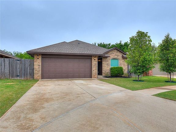 2nd image of 5405 Clearwater Dr