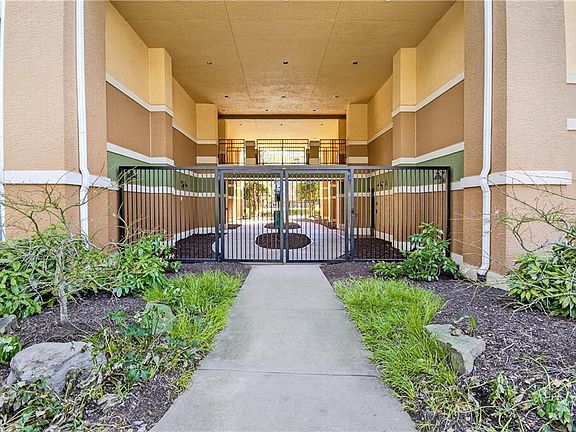 2nd image of 10 Perimeter Summit Blvd NE APT 4113