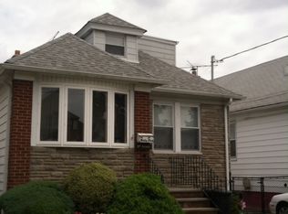 24445 88th Dr, Bellerose, NY 11426