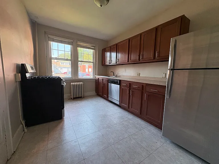 405 Main St #44 — Photo 2