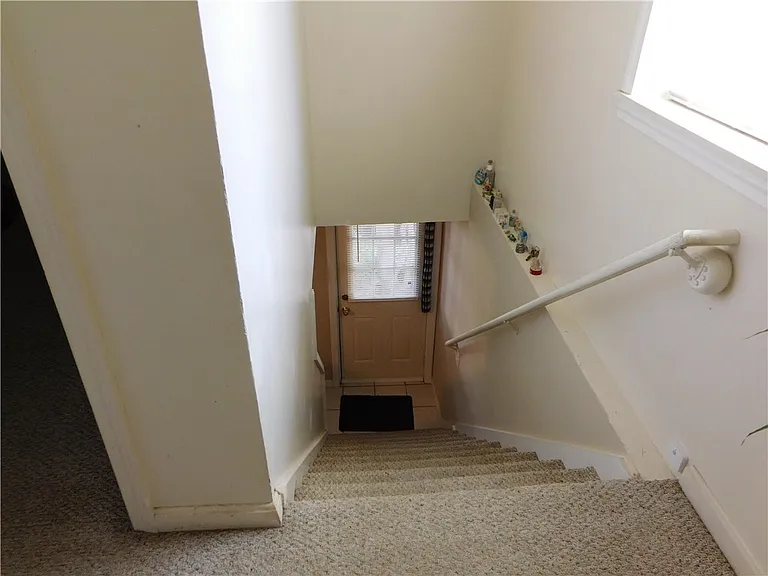 24 Douglas St — Photo 19