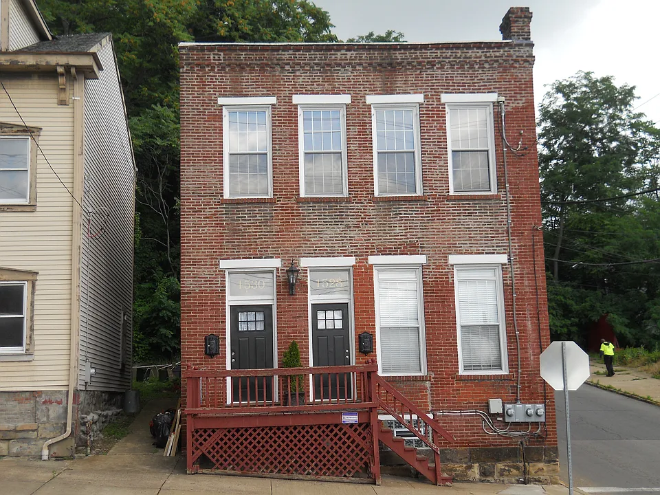 1528 Federal St.