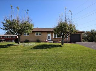 1452 Dennis Ct, Bethlehem, PA 18020