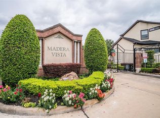 1119 Gardencrest Ln, Houston, TX 77077