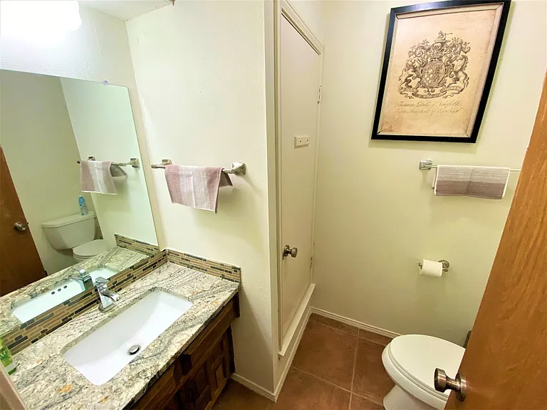 847 Middle Run Ct — Photo 58
