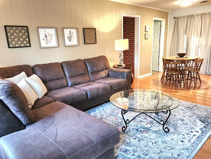 241 Lisa Ln — Photo 7
