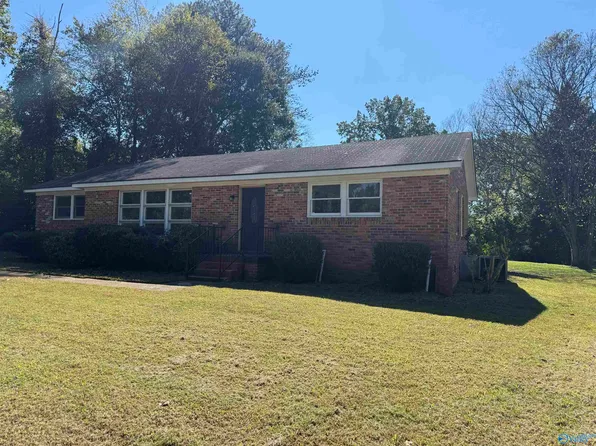 2215 Sullivan Rd NW, Huntsville, AL 35810