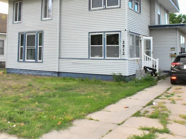2512 16th St, Great Bend, KS 67530