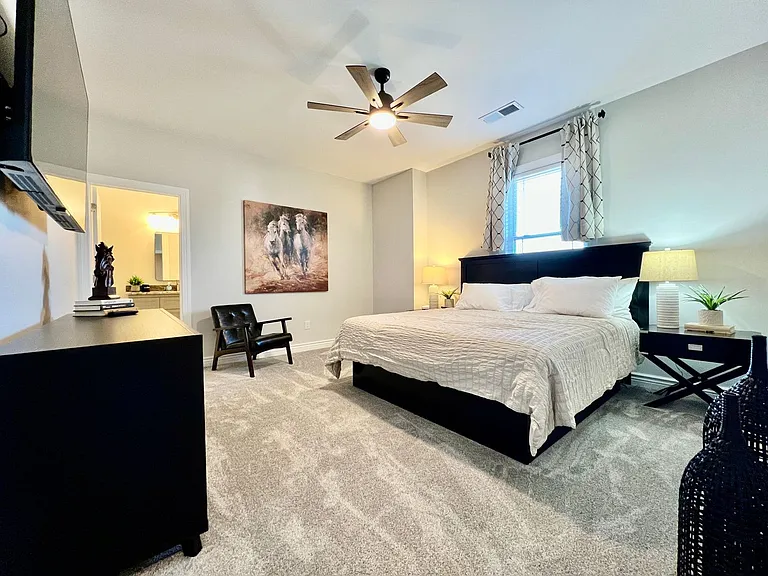4827 Granada Ct — Photo 37