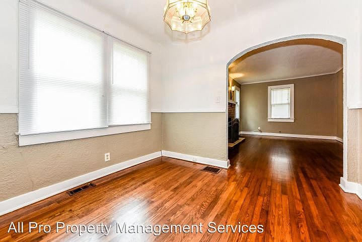 1st image of 3015 Sevier Ave
