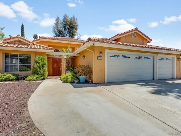 2020 N Nutmeg St, Escondido, CA 92026