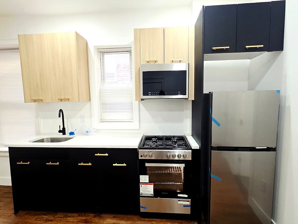 1st image of 377 Danforth Ave #1A