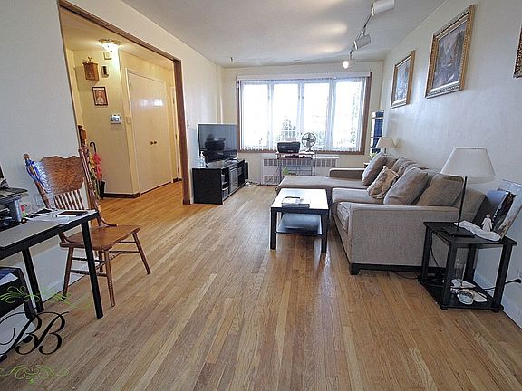 5th image of 2534 Ralph Ave #1