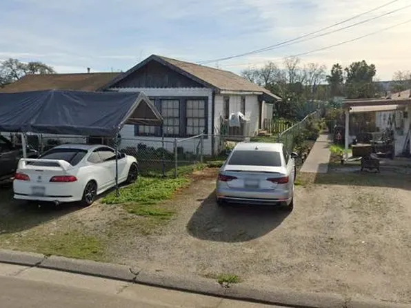 4238 E 6th St, Stockton, CA 95215