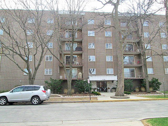 1st image of 1365 Ashland Ave APT 405