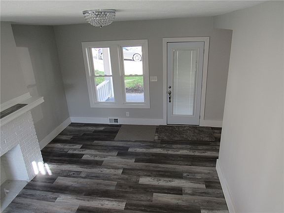 4th image of 1230 Bellaire Pl