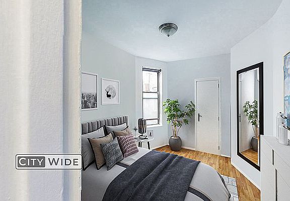 2nd image of 502 E 88th St #5D