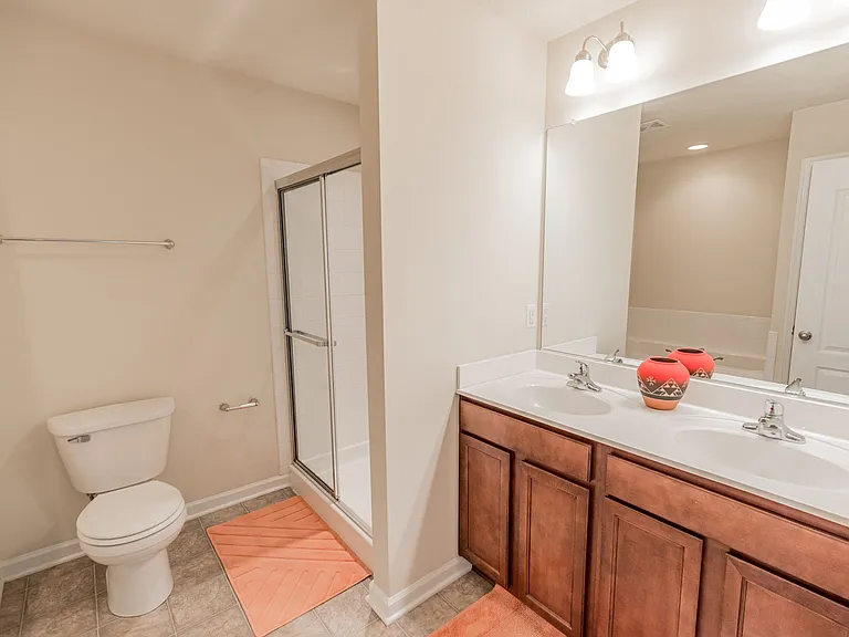 210 Summerfield Dr — Photo 14