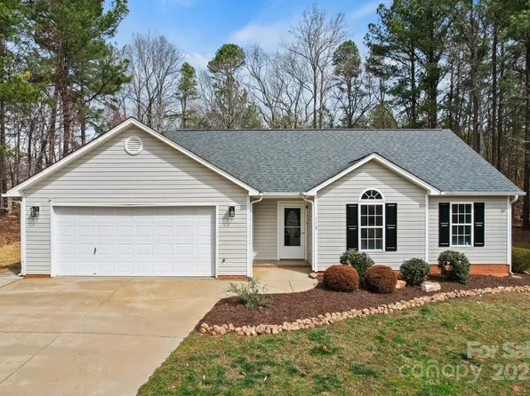 113 Misty Spring Rd, Troutman, NC 28166