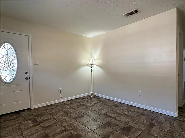 6202 Mitchell Ave — Photo 6