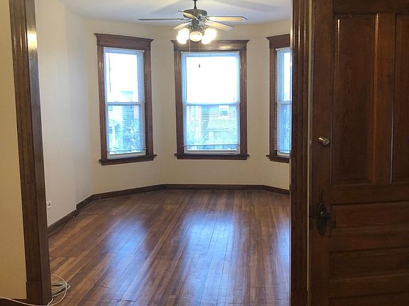5th image of 2703 N Ashland Ave #2A