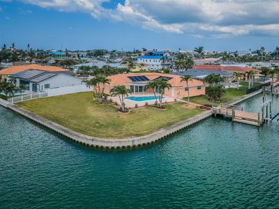 11625 5th St E, Treasure Island, FL, 33706