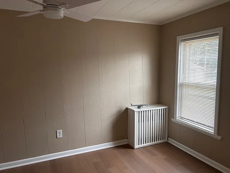 811 Main St #1 — Photo 15