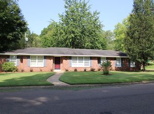237 Katherine Dr, Grenada, MS 38901