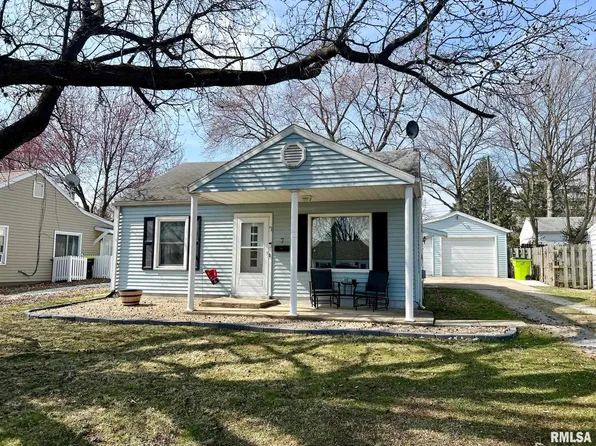 7 Turner Rd, Jacksonville, IL 62650