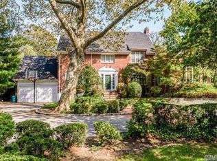 80 Birch Ln, Woodmere, NY 11598