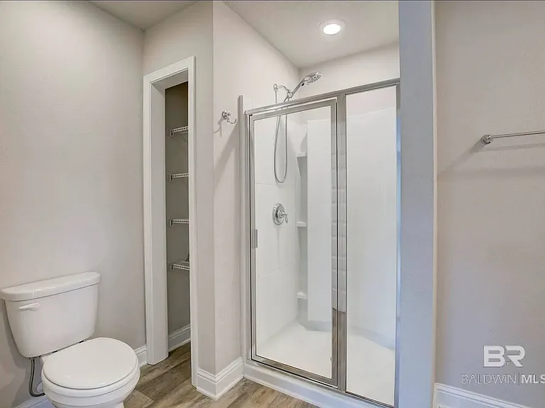 25806 Pollard Rd #60 — Photo 8