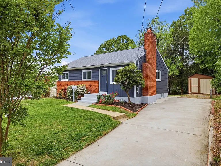 13206 Staggs Ct — Photo 1