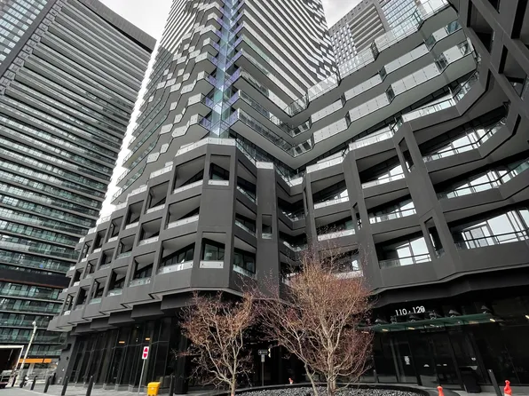 110 Broadway Ave, Toronto, ON