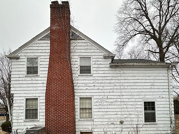 4th image of 1141 Lexington Ave
