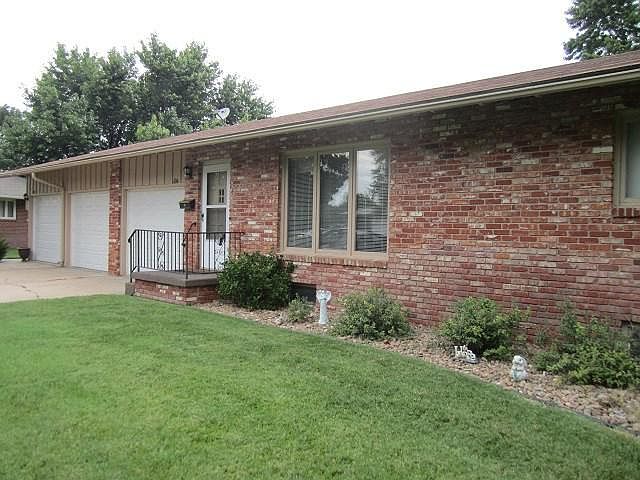 1st image of 604 Catalina Dr