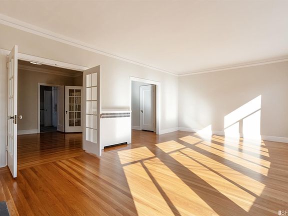 5th image of 1564 Green St