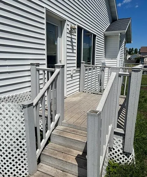 1131 37th Ave S — Photo 14