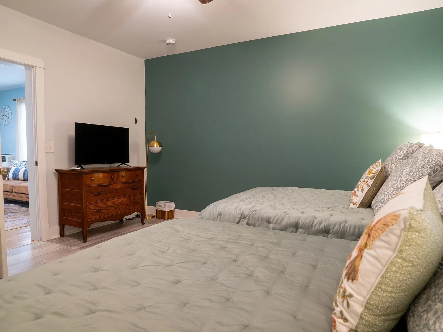 2 bed, 750 sqft, $1,700 — Photo 4