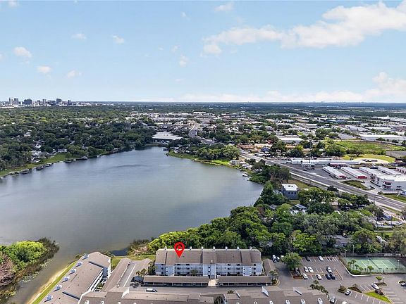 3rd image of 4101 Fairview Vista Pt APT 228