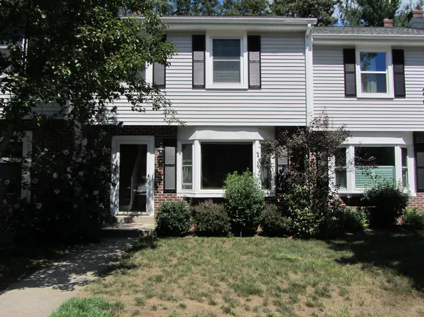 2 Mohawk Trl, Marlborough, CT 06447