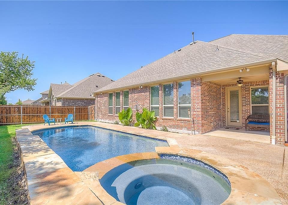 1st image of 14154 Summerwoods Ln