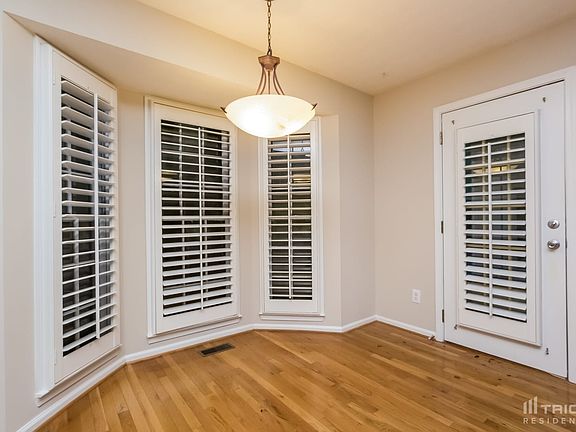 5th image of 3685 Winding Trail Dr