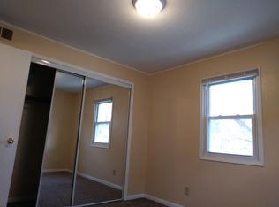 1820 A Ave NE APT 8, Cedar Rapids, IA 52402