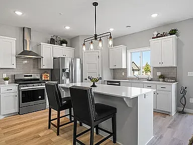 7341 Kalland Cir NE — Photo 32