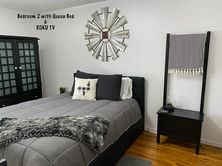 324 N Bonito St — Photo 15