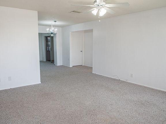 4th image of 10125 36th Way N
