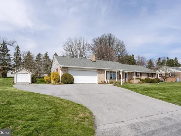 133 Summitville Rd, New Holland, PA 17557