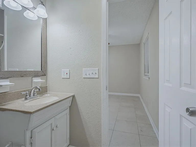 5471 Buena Vista Ave — Photo 30