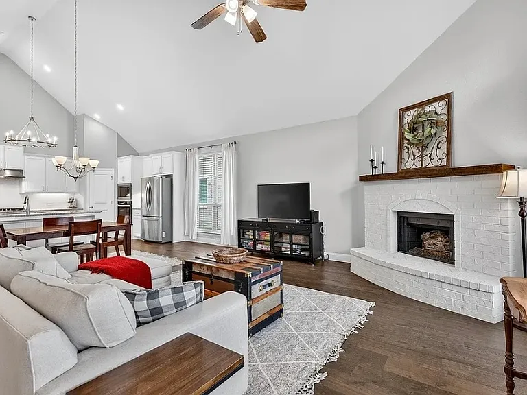 14044 Falcon Ranch Dr — Photo 12